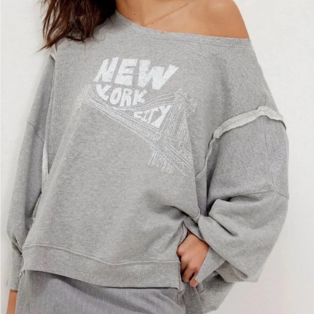 NWT We The Free Graphic Camden Pullover - New York City Combo